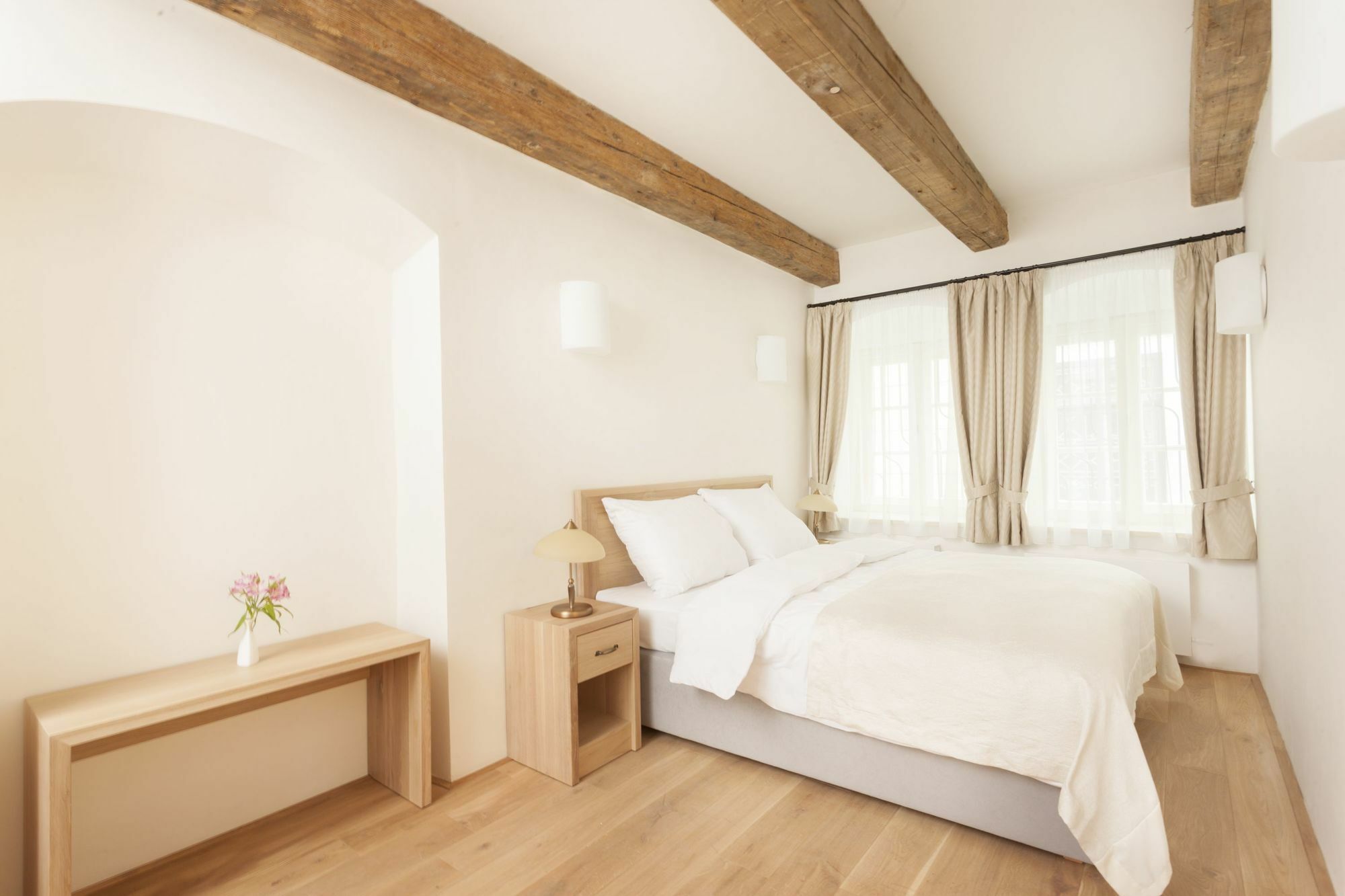 Hotel At The White Lily Prague Exterior photo