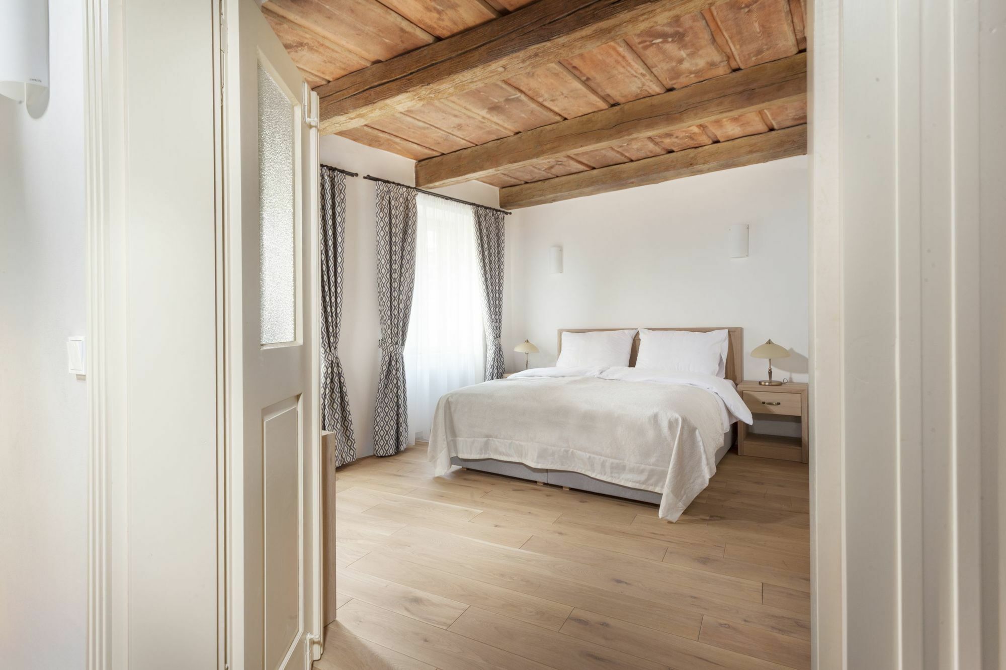 Hotel At The White Lily Prague Exterior photo
