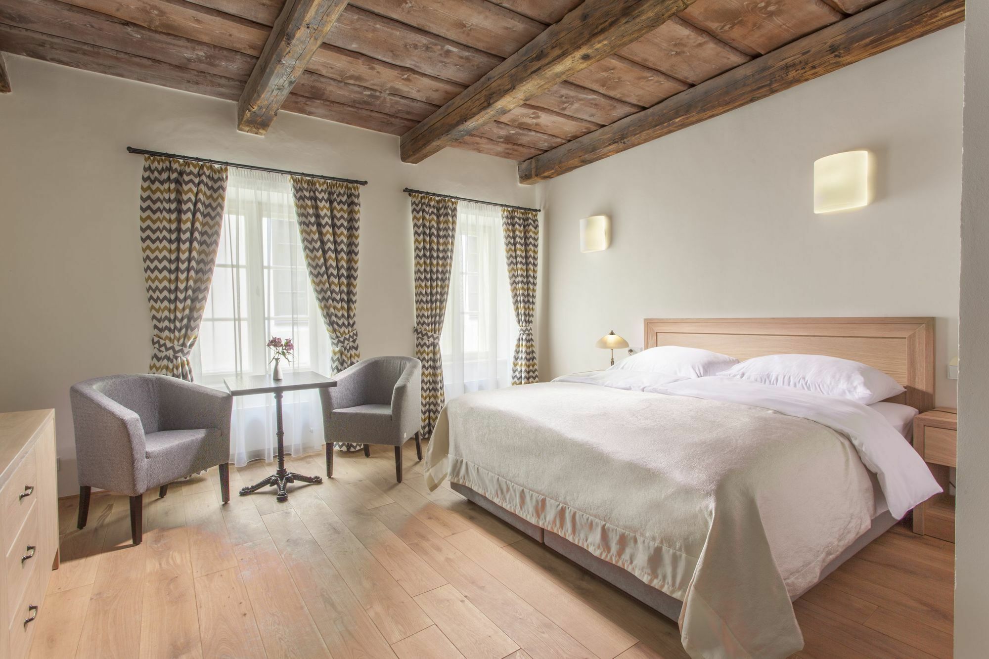 Hotel At The White Lily Prague Exterior photo